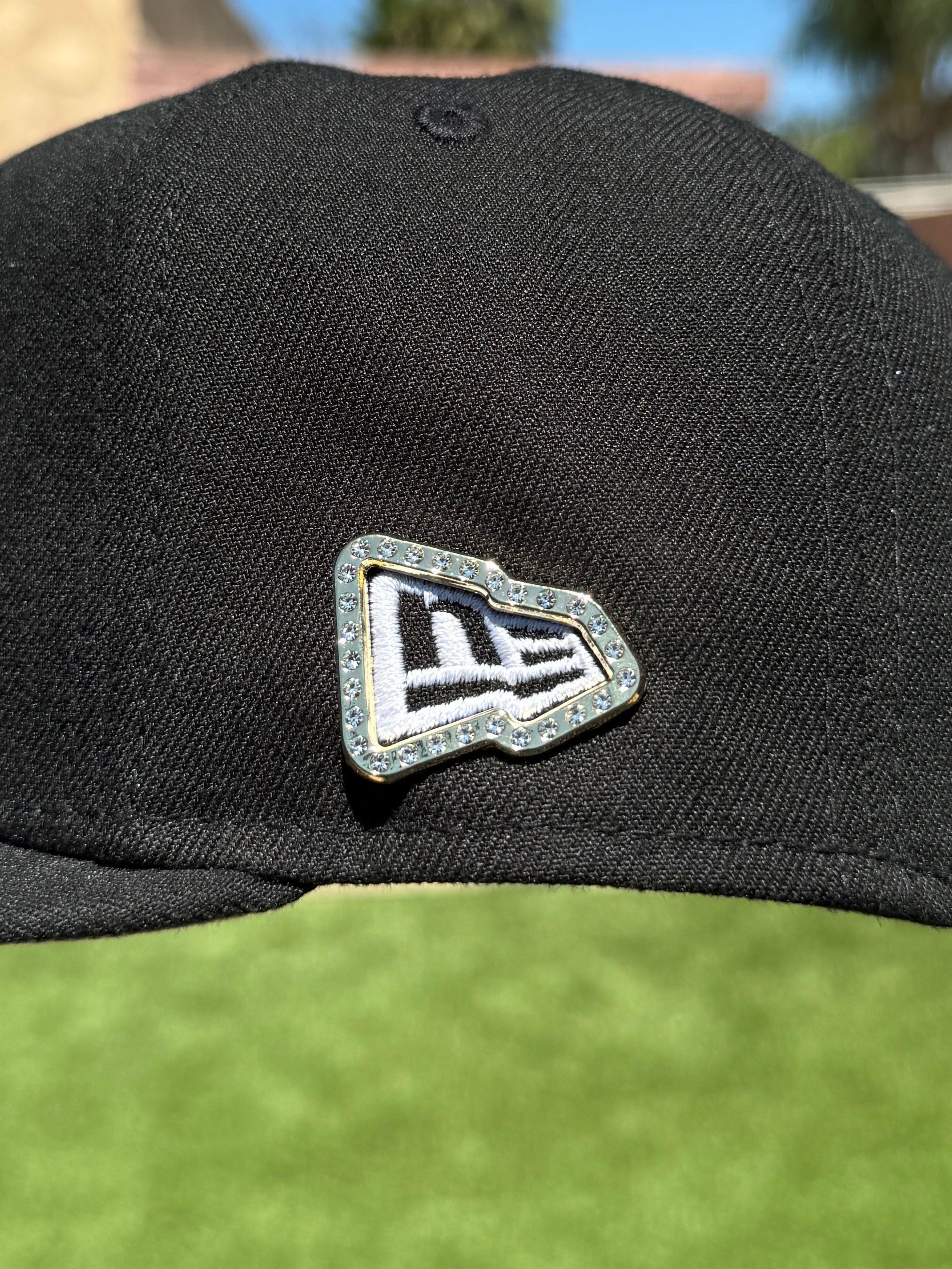 NEW ERA RHINESTONE FRAME (gold) – Fitted.Chango
