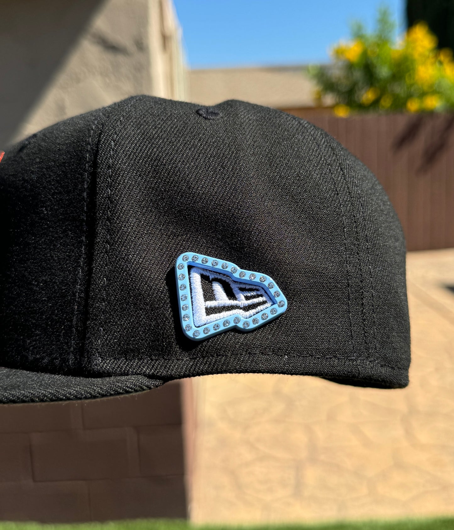 NEW ERA RHINESTONE FRAME (LIGHT BLUE)